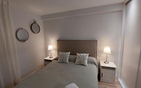 Ordoño II Suites con Aire Acondicionado y Wifi